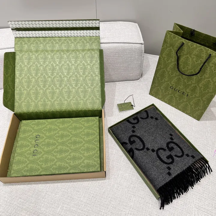 スーパーコピー グッチ マフラー