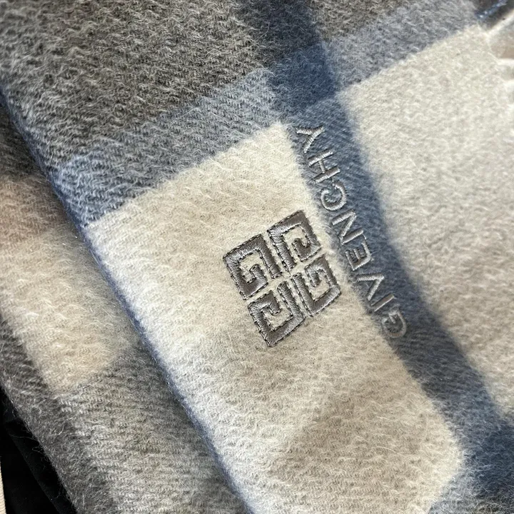 スーパーコピー ジバンシィ マフラー