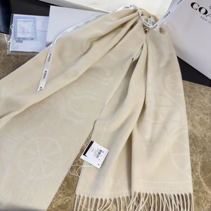 スーパーコピー コーチ マフラー