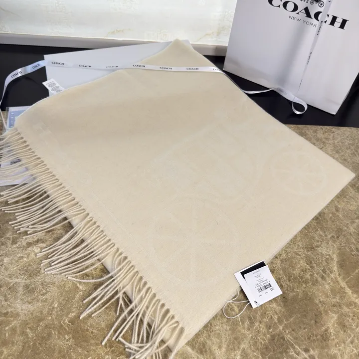 スーパーコピー コーチ マフラー