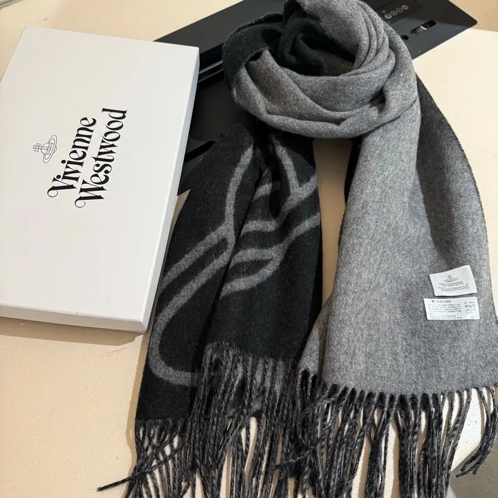 スーパーコピー ヴィヴィアン・ウエストウッド マフラー