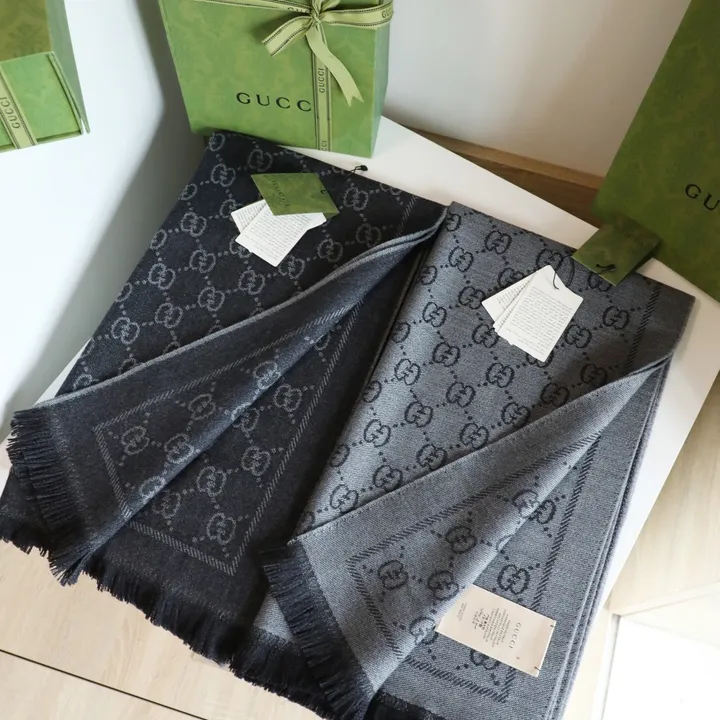 スーパーコピー グッチ マフラー