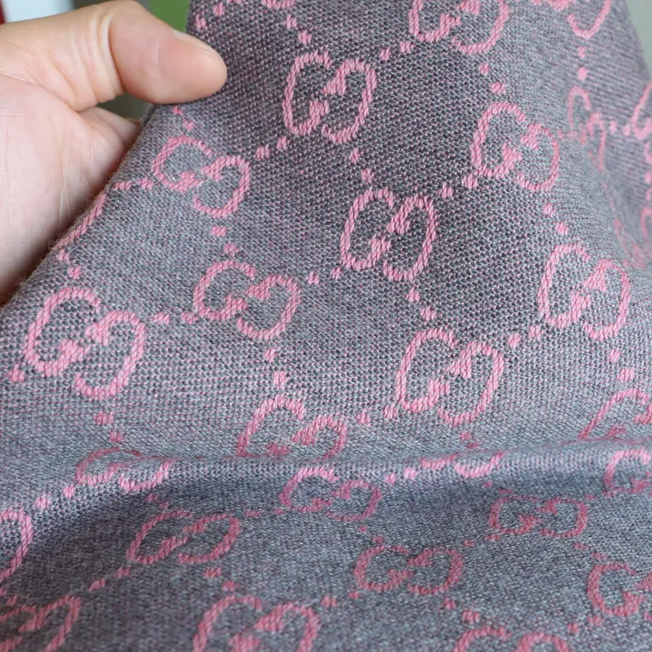 スーパーコピー グッチ マフラー