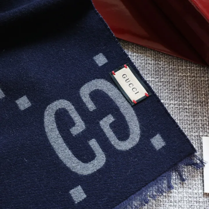 スーパーコピー グッチ マフラー