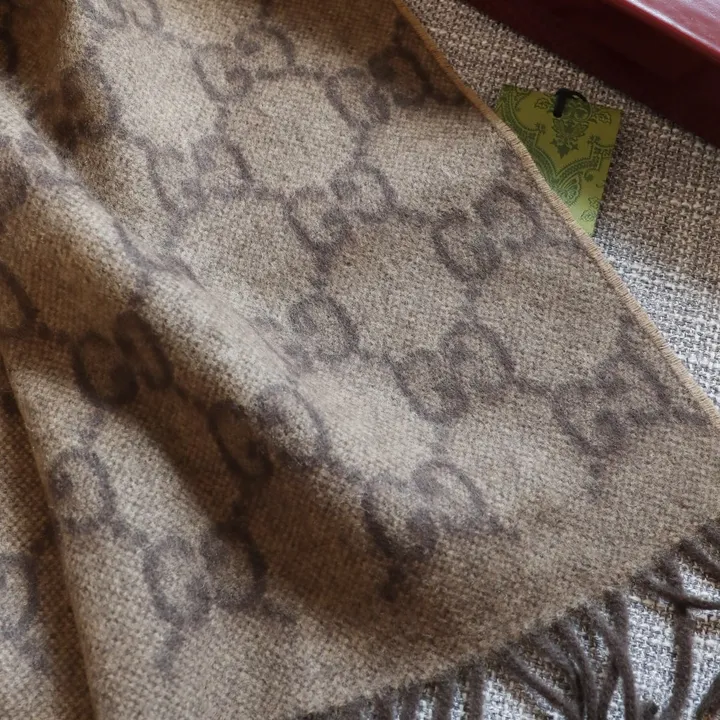 スーパーコピー グッチ マフラー