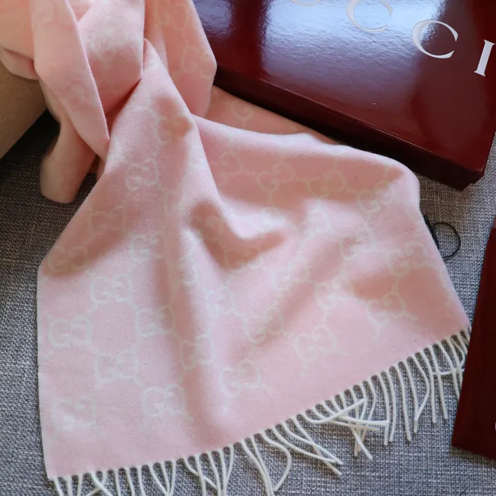 スーパーコピー グッチ マフラー