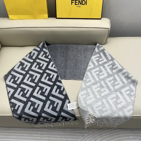 スーパーコピー フェンディ マフラー