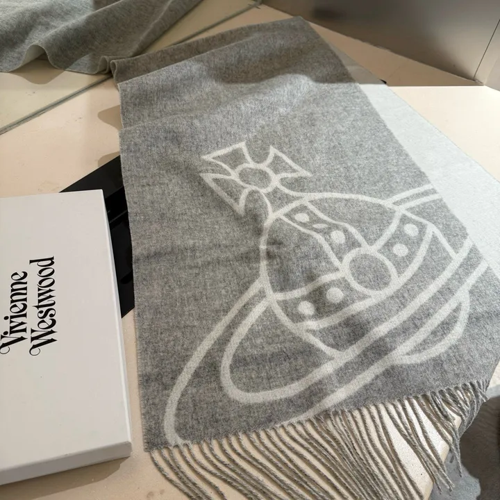 スーパーコピー ヴィヴィアン・ウエストウッド マフラー