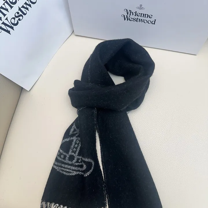 スーパーコピー ヴィヴィアン・ウエストウッド マフラー