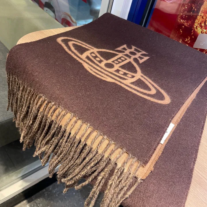 スーパーコピー ヴィヴィアン・ウエストウッド マフラー