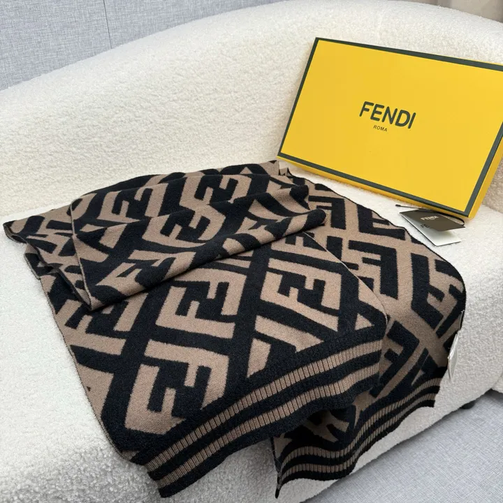 スーパーコピー フェンディ マフラー