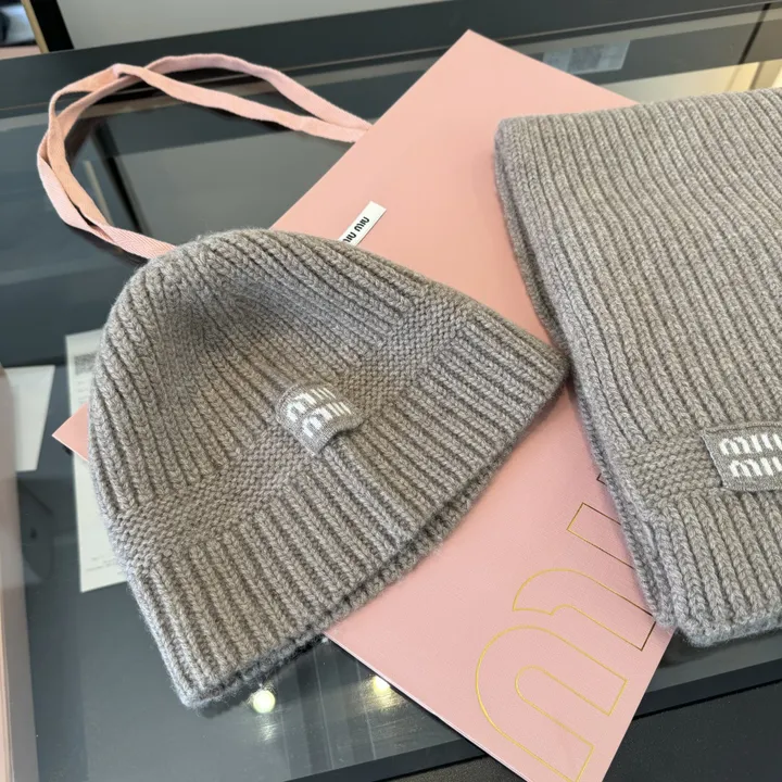 スーパーコピー フェンディ マフラー