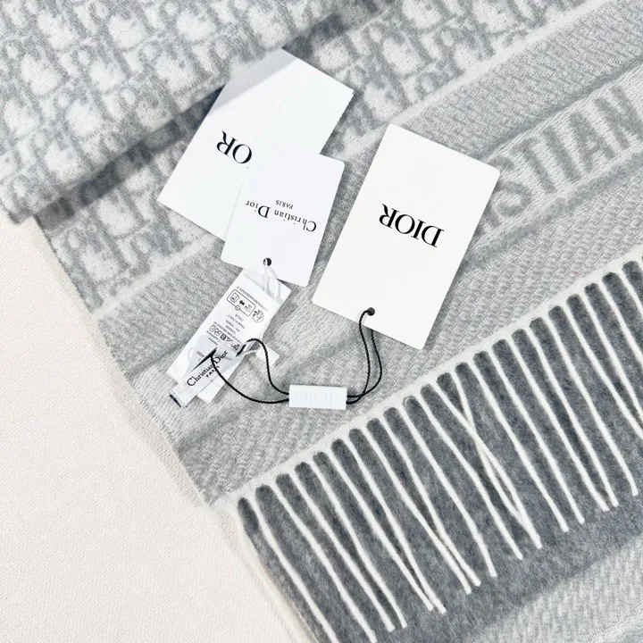 スーパーコピー ディオール マフラー