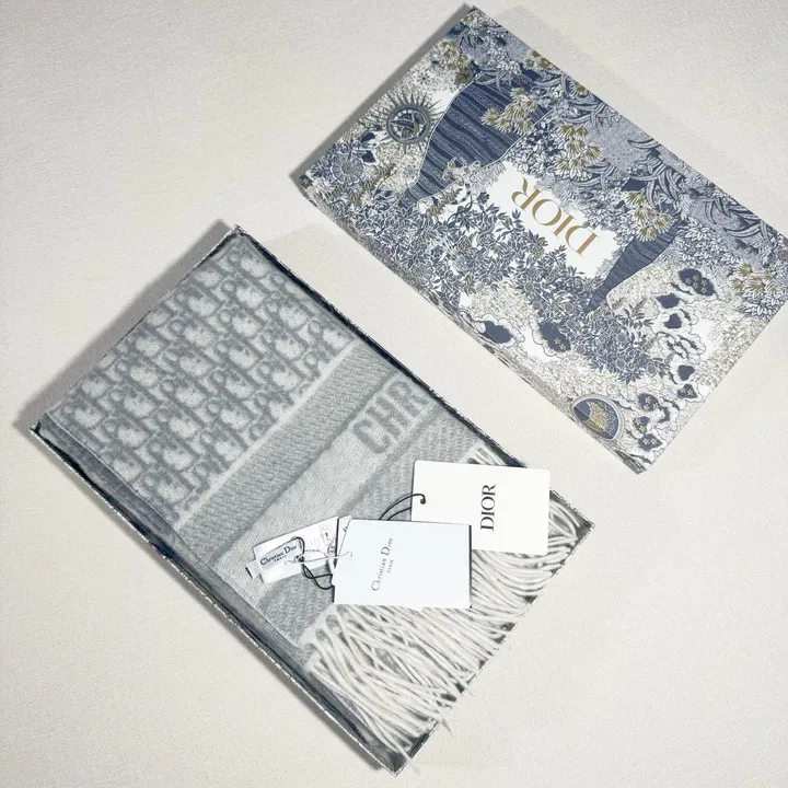 スーパーコピー ディオール マフラー