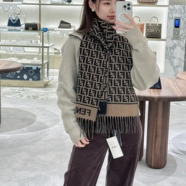 スーパーコピー フェンディ マフラー