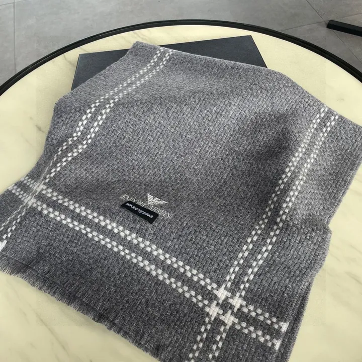 スーパーコピー フェンディ マフラー