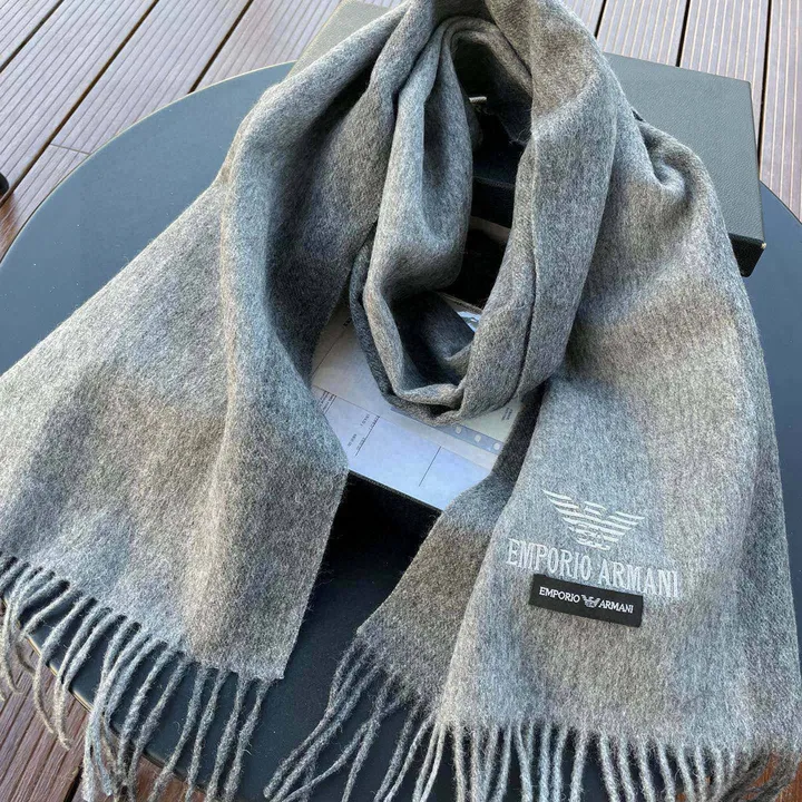 スーパーコピー フェンディ マフラー