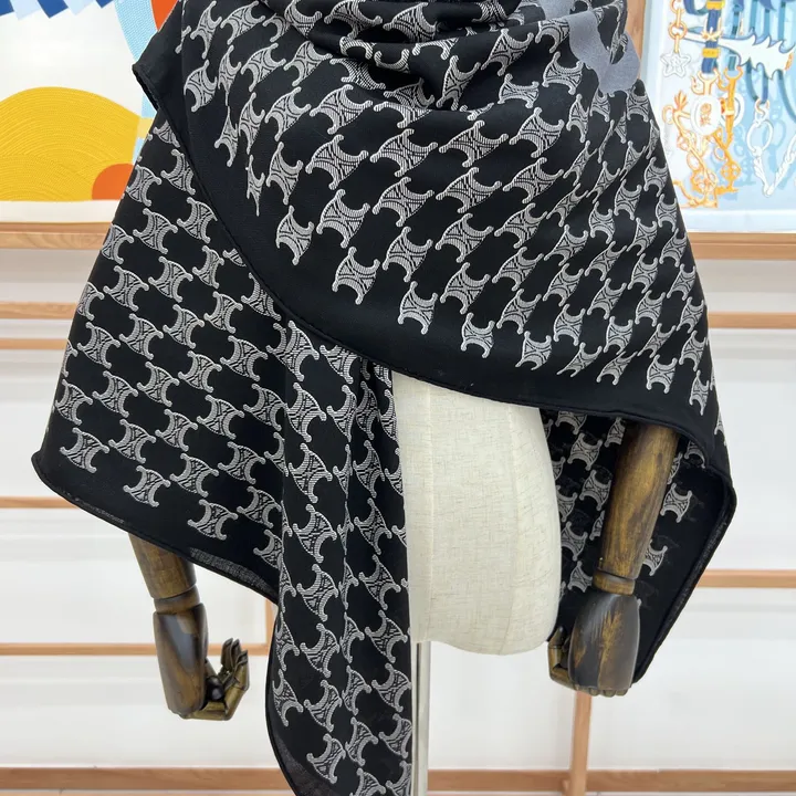 スーパーコピー セリーヌ マフラー