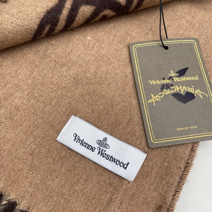 スーパーコピー ミュウミュウ マフラー