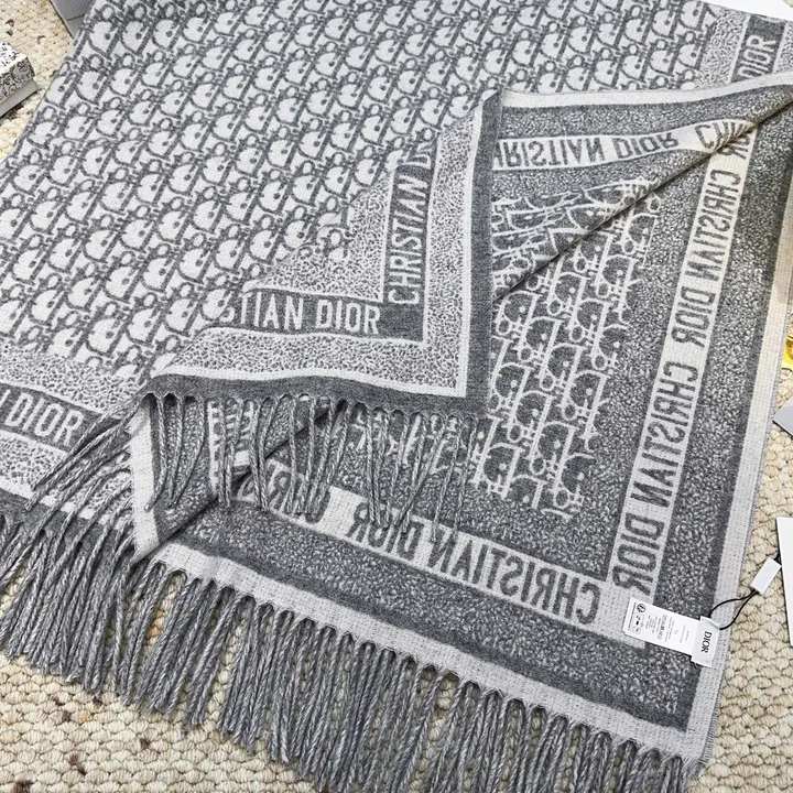 スーパーコピー ディオール マフラー