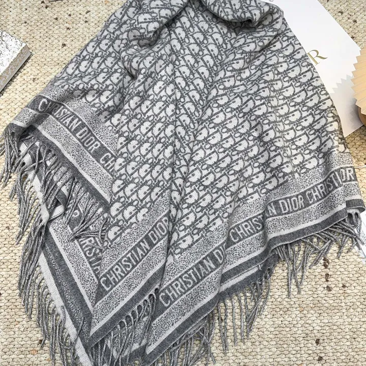 スーパーコピー ディオール マフラー