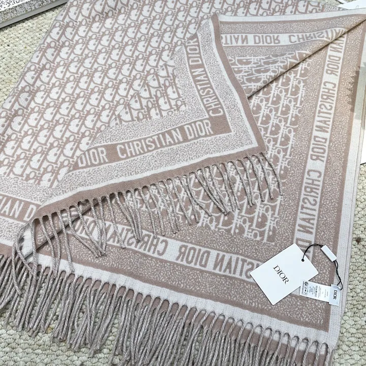 スーパーコピー ディオール マフラー