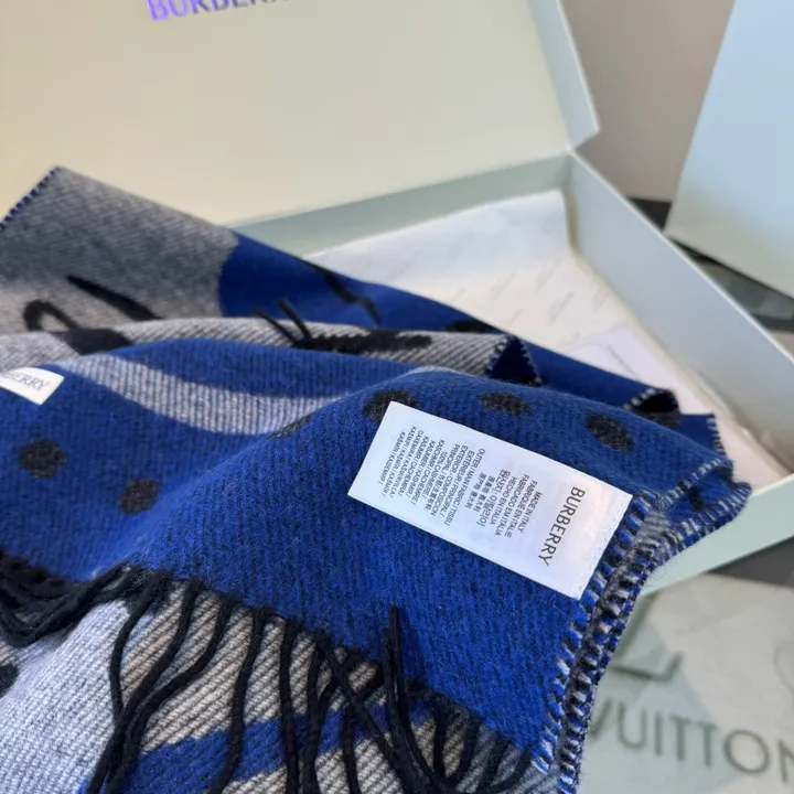 スーパーコピー バーバリー ス マフラー