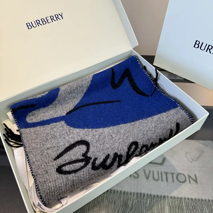 スーパーコピー バーバリー ス マフラー