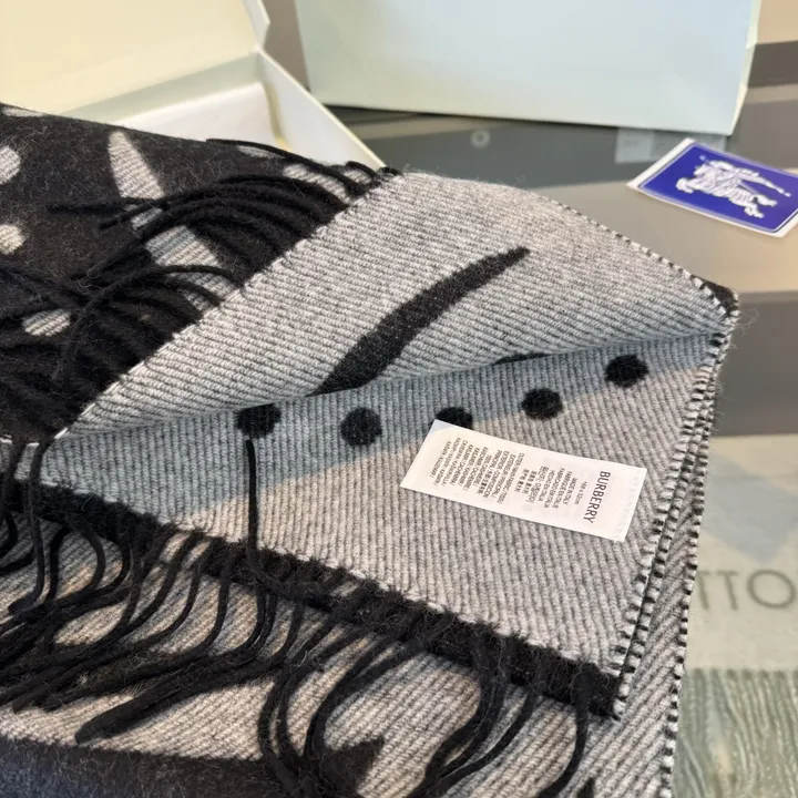 スーパーコピー バーバリー ス マフラー