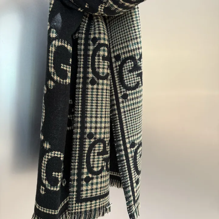 スーパーコピー グッチ マフラー