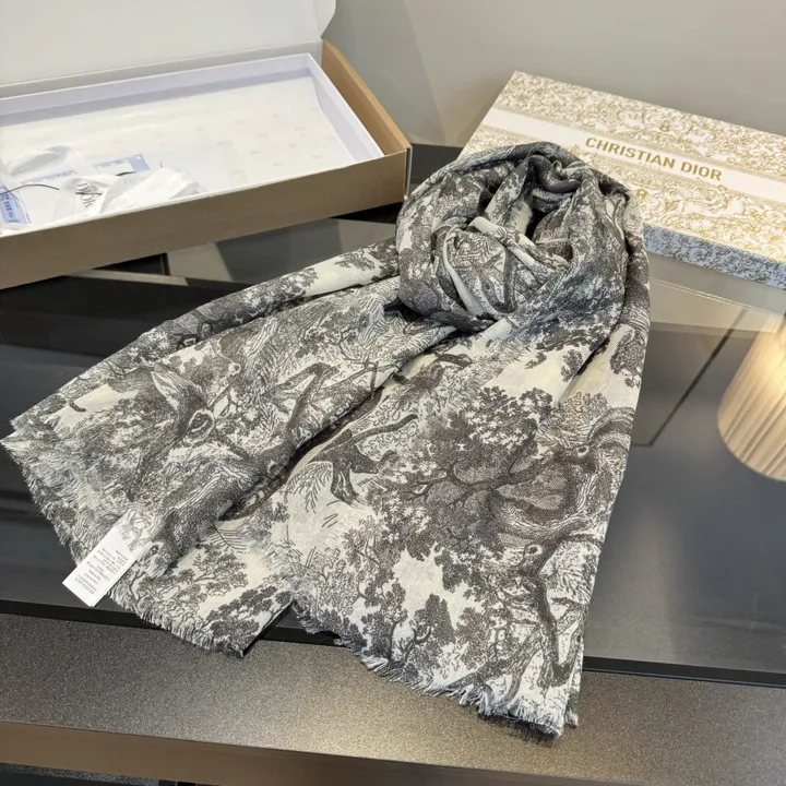 スーパーコピー ディオール マフラー