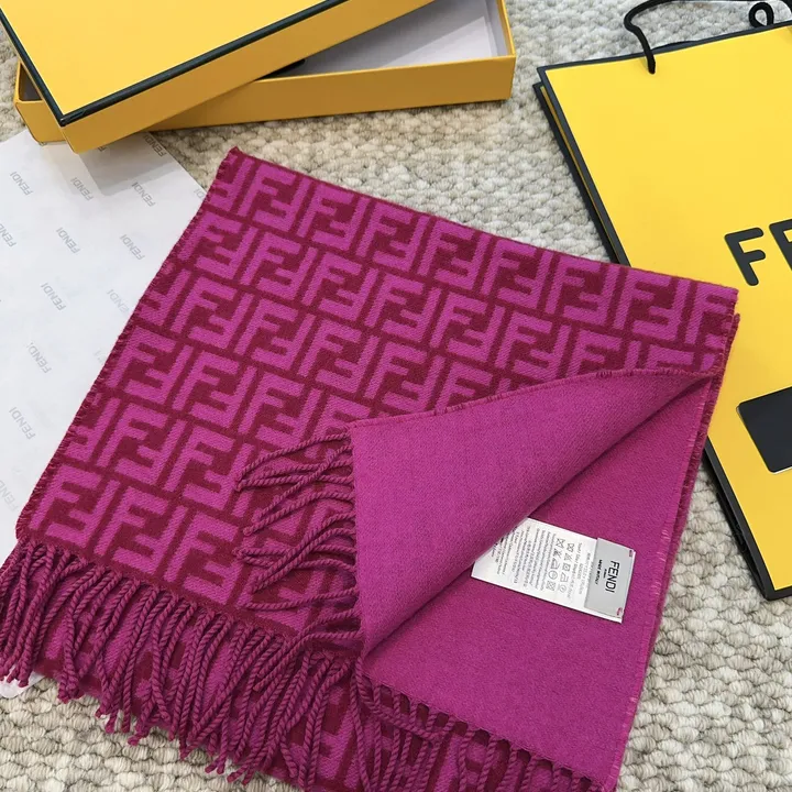 スーパーコピー フェンディ マフラー