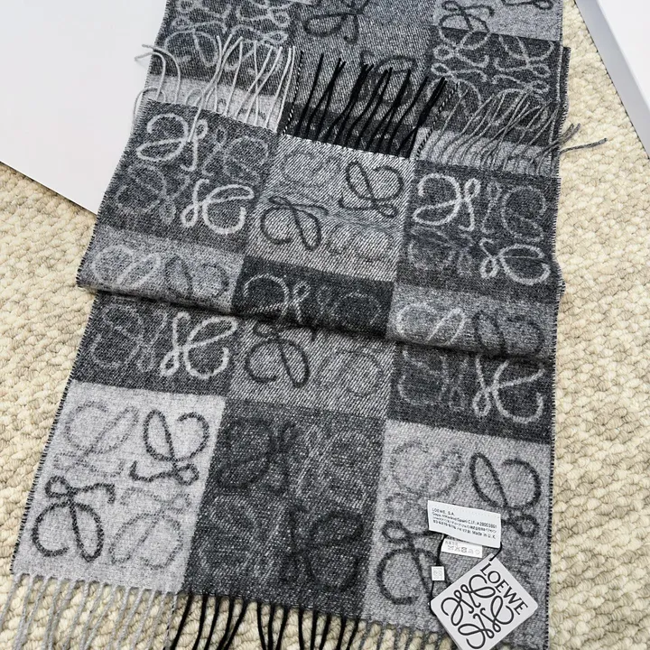 スーパーコピー ロエベ マフラー