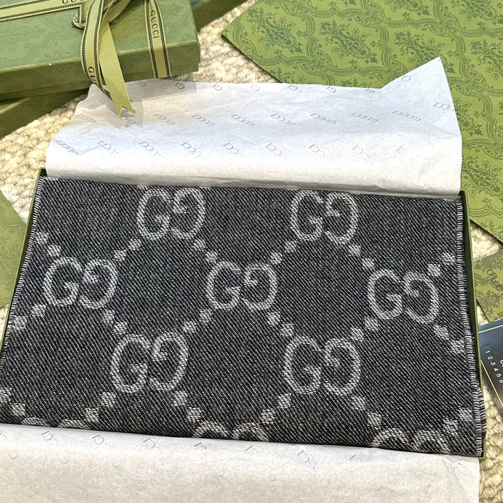 スーパーコピー グッチ マフラー