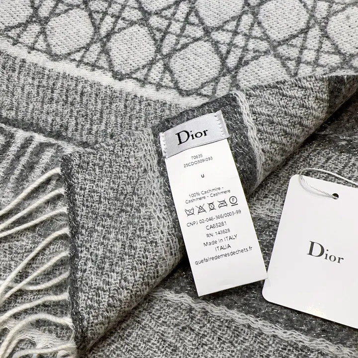 スーパーコピー ディオール マフラー