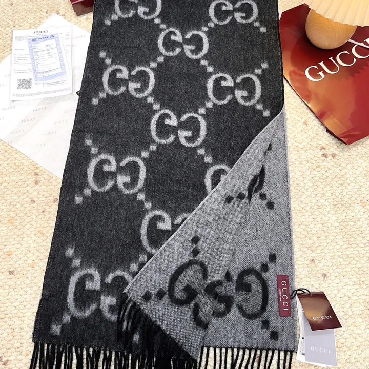 スーパーコピー グッチ マフラー