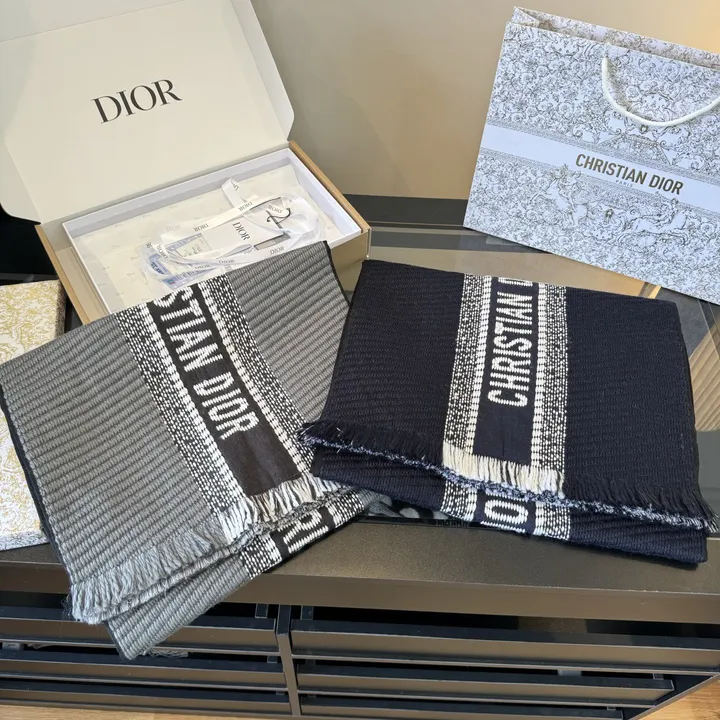 スーパーコピー ディオール マフラー