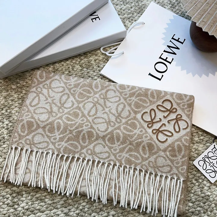 スーパーコピー ロエベ マフラー