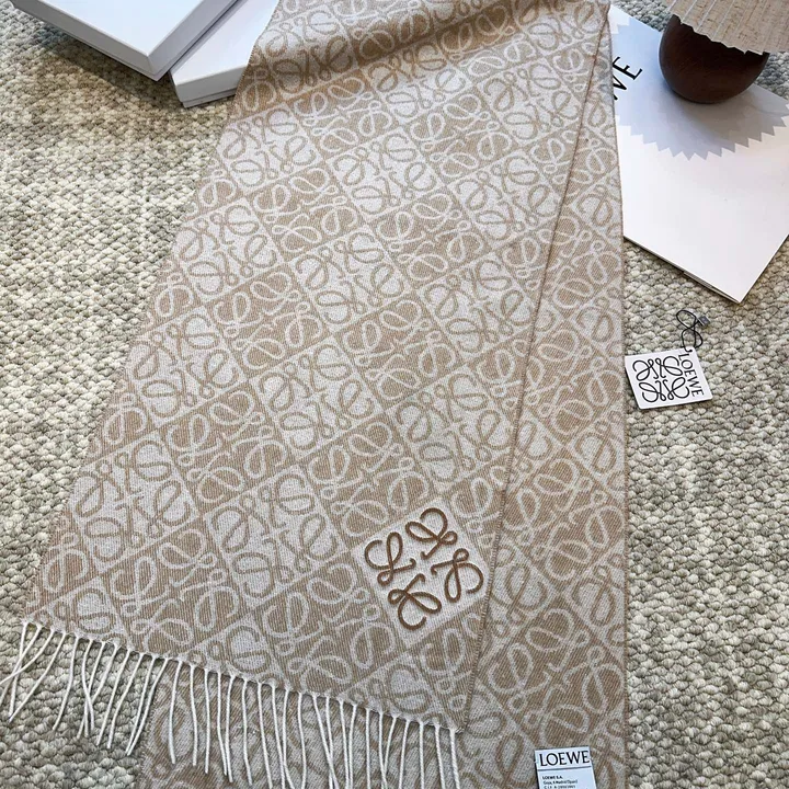 スーパーコピー ロエベ マフラー