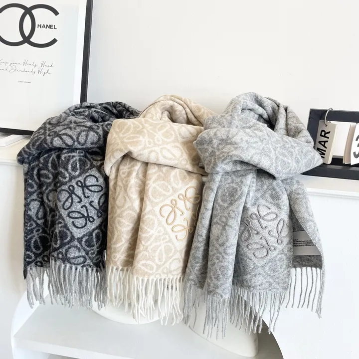 スーパーコピー ロエベ マフラー