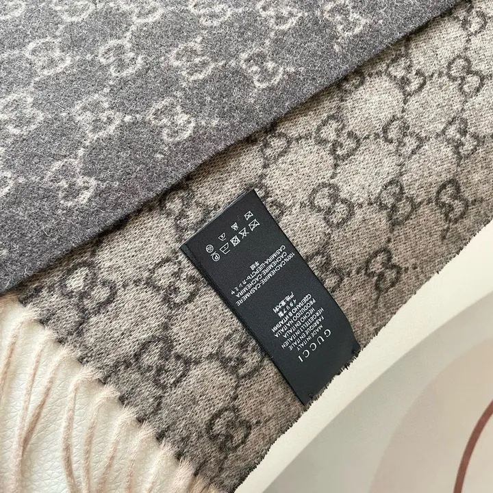 スーパーコピー グッチ マフラー