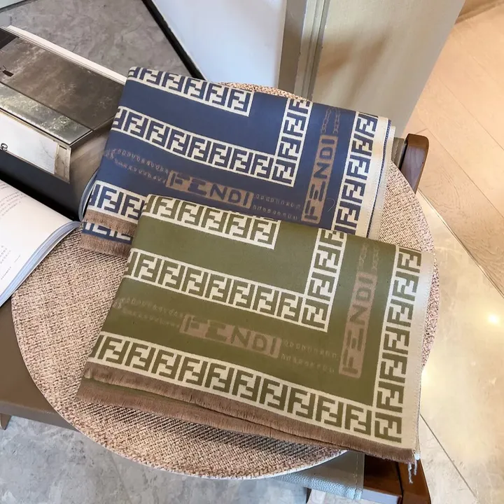 スーパーコピー フェンディ マフラー