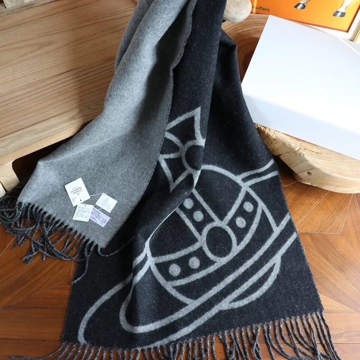 スーパーコピー ヴィヴィアン・ウエストウッド マフラー