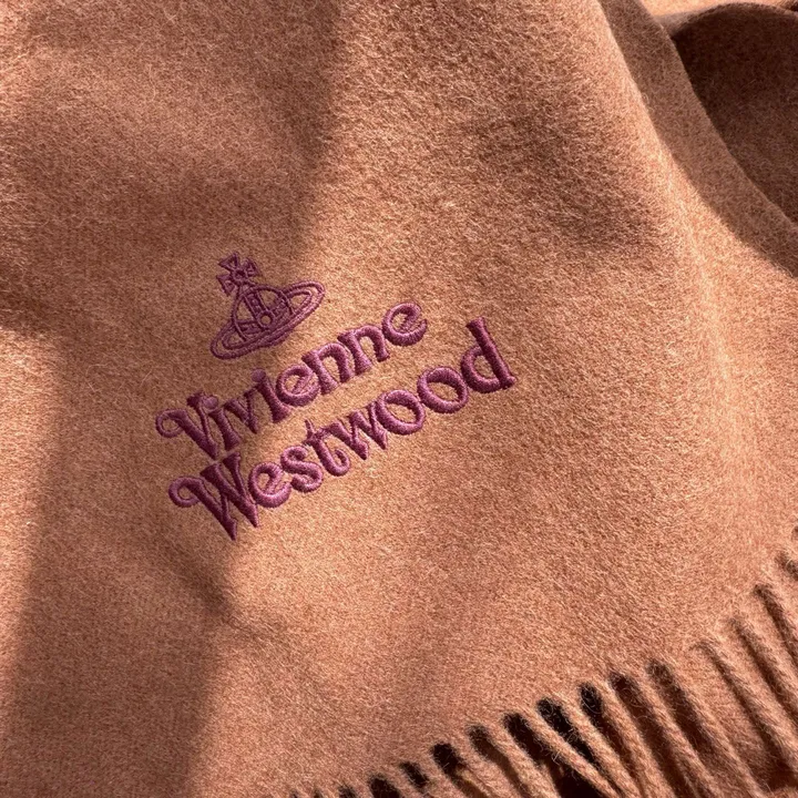 スーパーコピー ヴィヴィアン・ウエストウッド マフラー