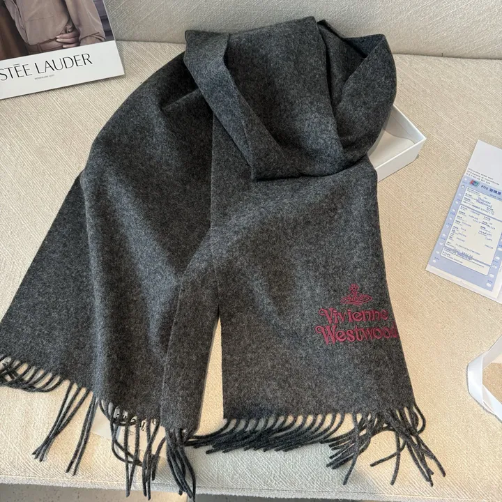 スーパーコピー ヴィヴィアン・ウエストウッド マフラー