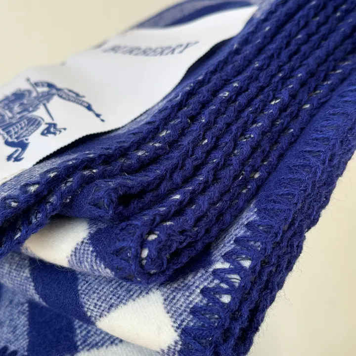 スーパーコピー バーバリー ス マフラー