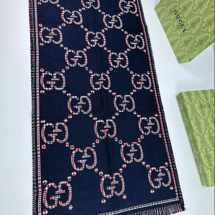 スーパーコピー グッチ マフラー