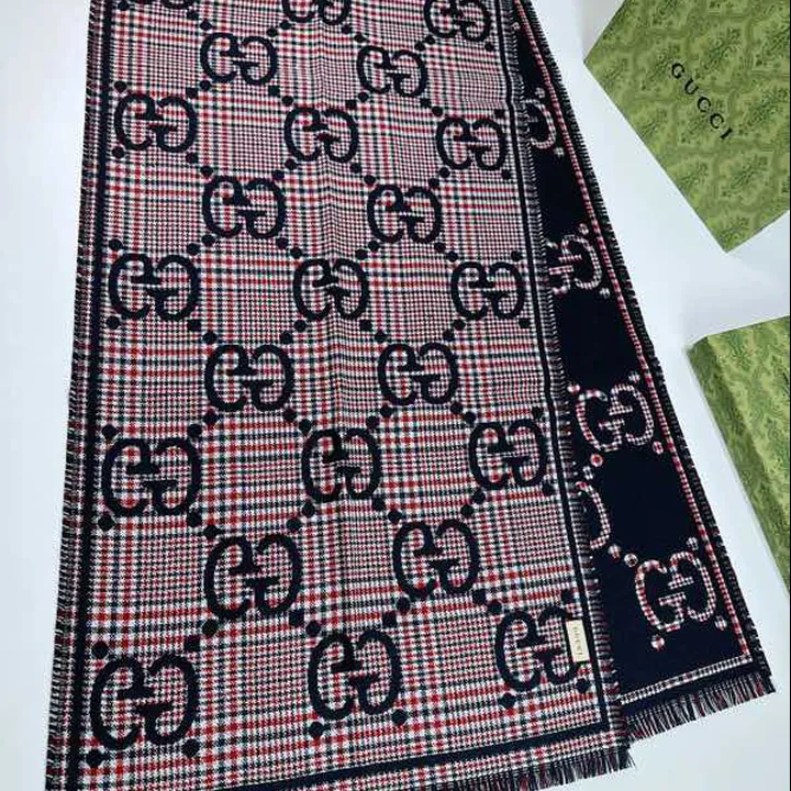 スーパーコピー グッチ マフラー