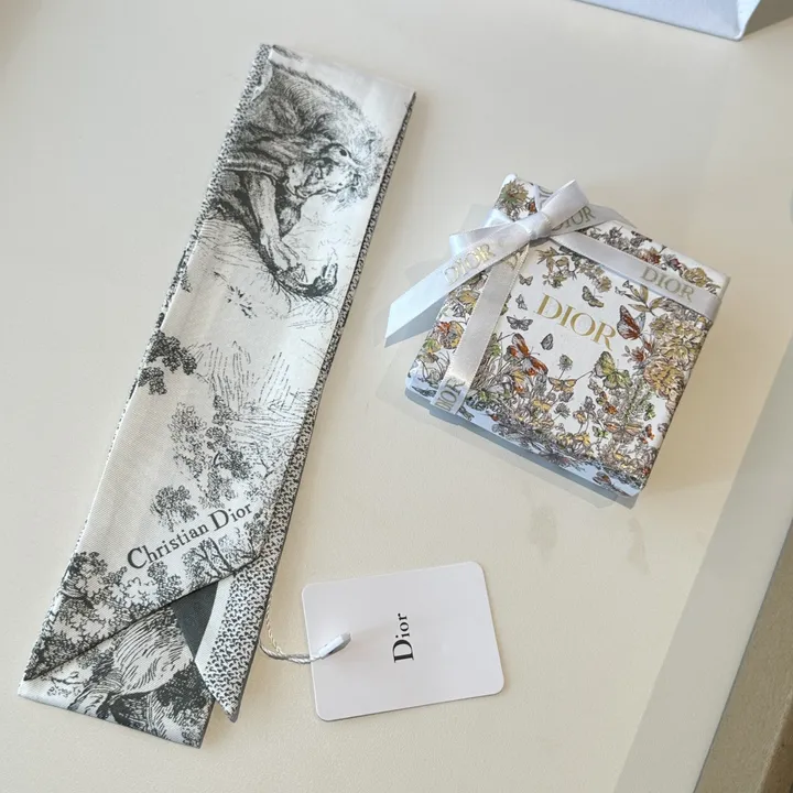 スーパーコピー ディオール マフラー