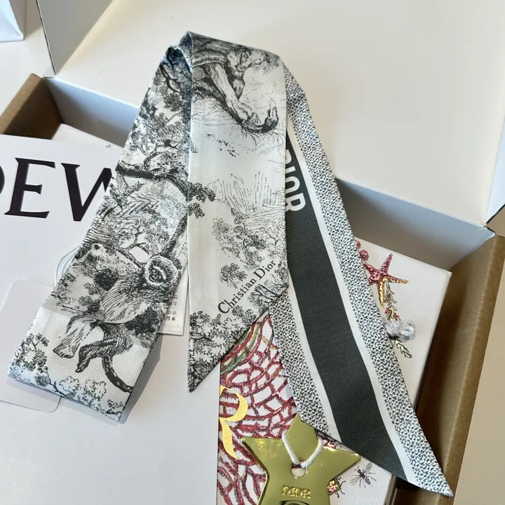 スーパーコピー ディオール マフラー